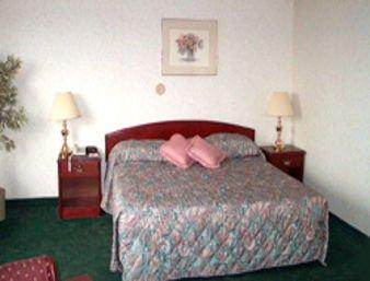 Howard Johnson By Wyndham Kitchener Conestoga Bagian luar foto